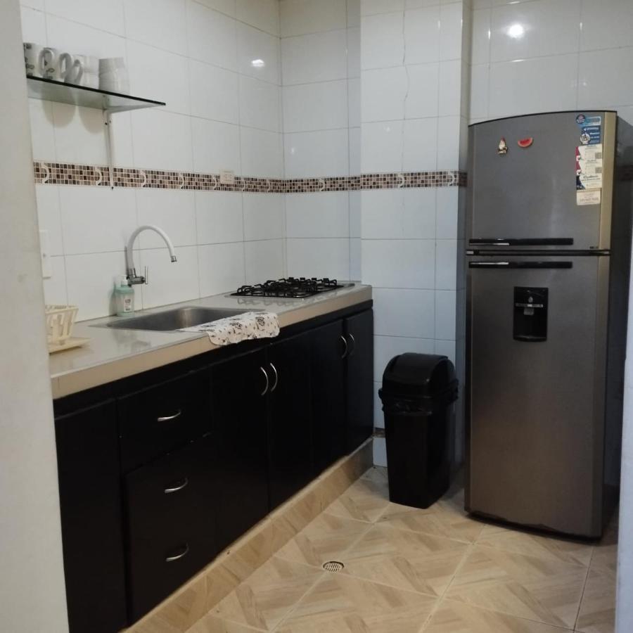 Apartahotel Eden Ковеньяс Экстерьер фото